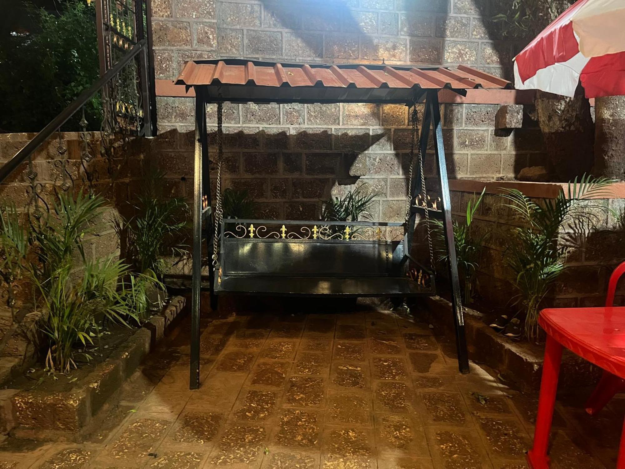 C P Cottage マハバレシュワール エクステリア 写真